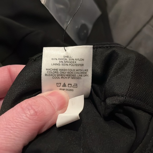 Women’s Express Flare High Rise dress pants - Picture 7 of 7